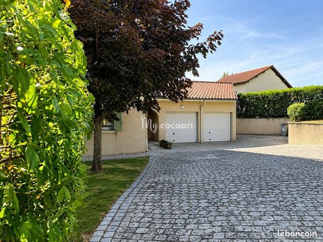 Maison 6 pièces 200 m²