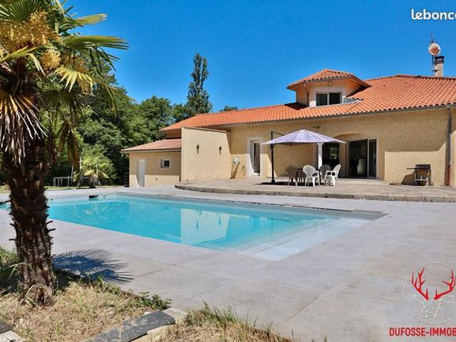 Maison 6 pièces 200 m²