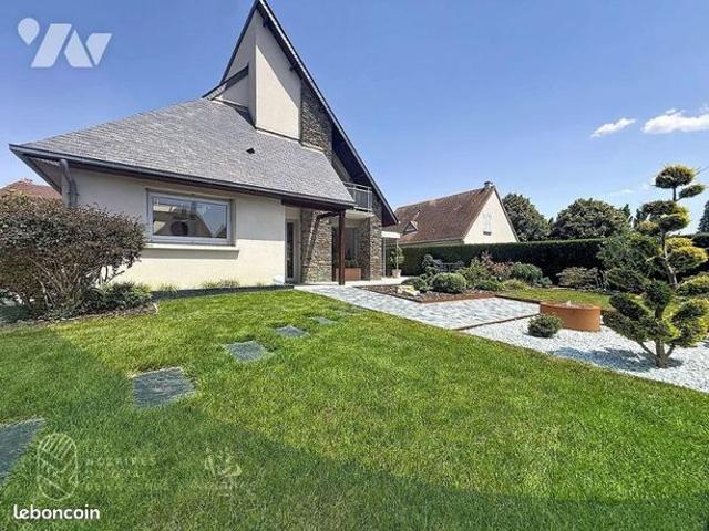 Maison 6 pièces 200 m²