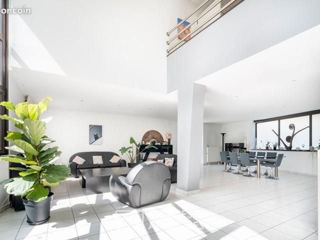 Maison 6 pièces 200 m²