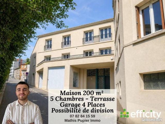 Maison 6 pièces 200 m²