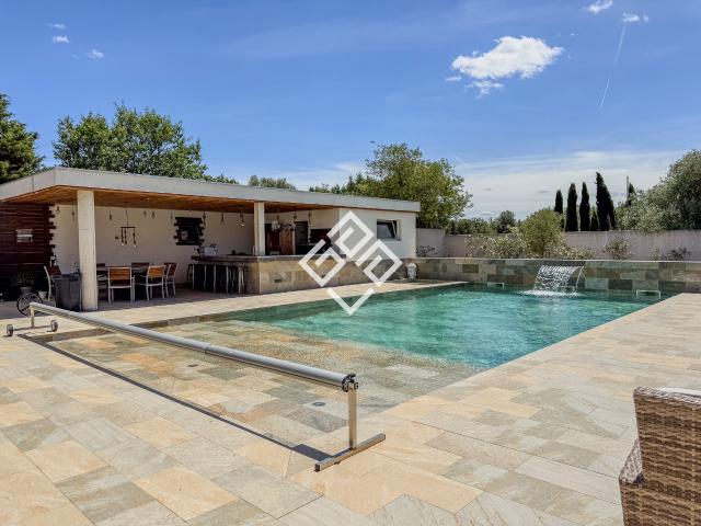 Maison 6 pièces 200 m²
