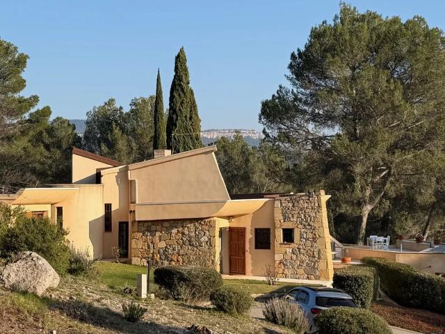 Maison 6 pièces 200 m²
