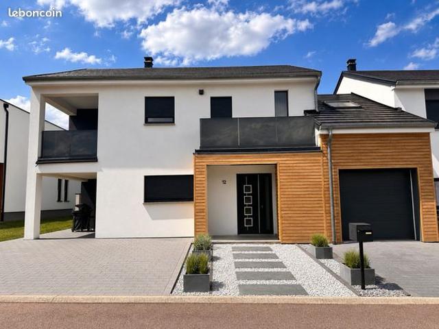 Maison 6 pièces 200 m²