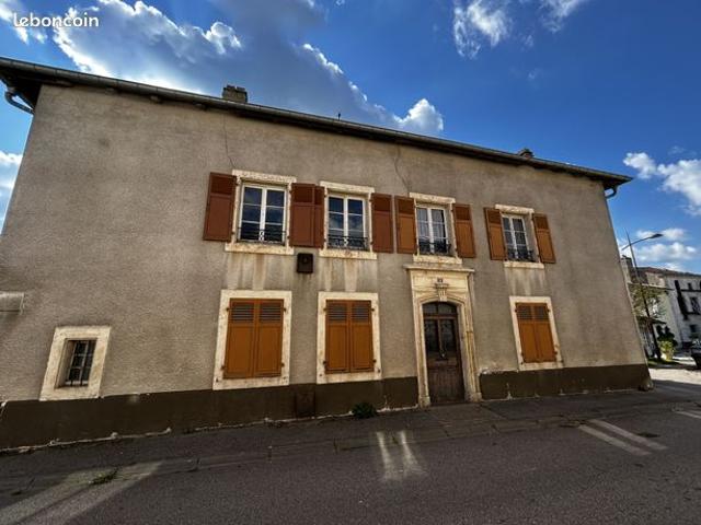 Maison 6 pièces 200 m²
