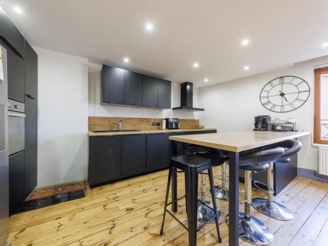 Maison 6 pièces 200 m²