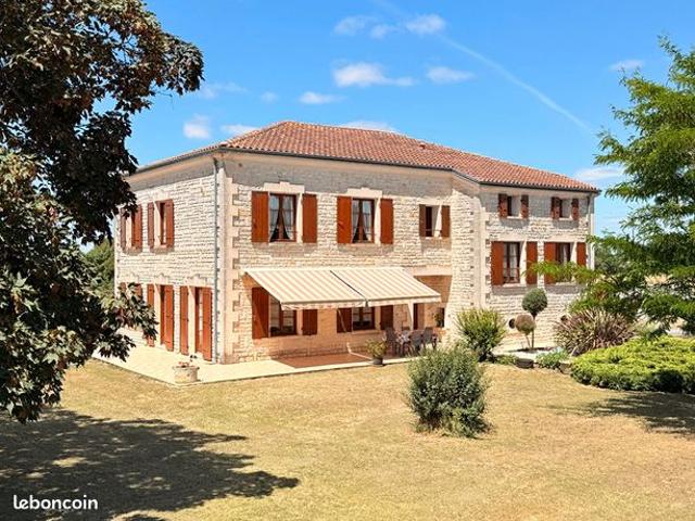 Maison 6 pièces 200 m²