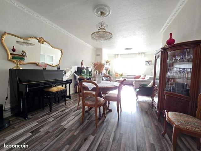 Maison 6 pièces 200 m²