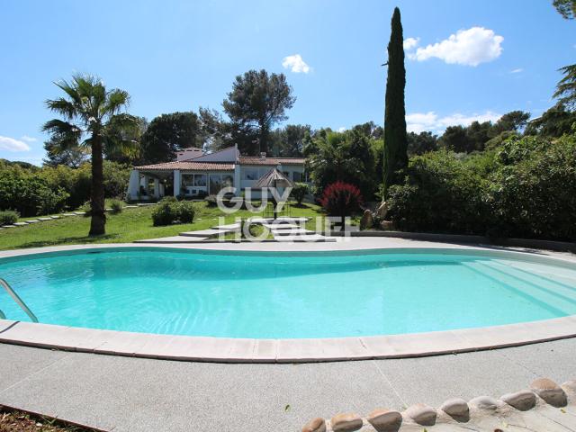 Maison 6 pièces 200 m²