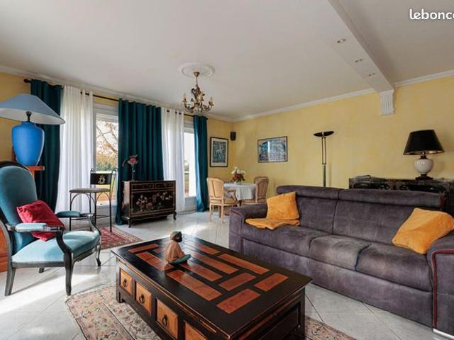 Maison 6 pièces 200 m²