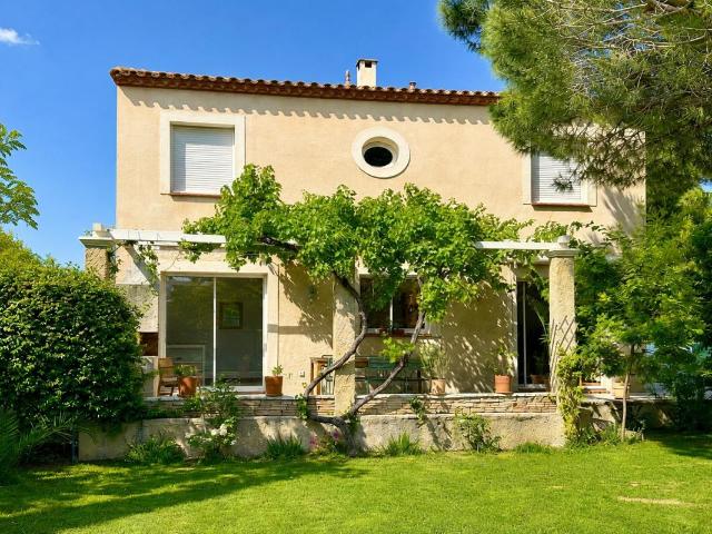 Maison 6 pièces, 200 m² à louer à Narbonne 11100