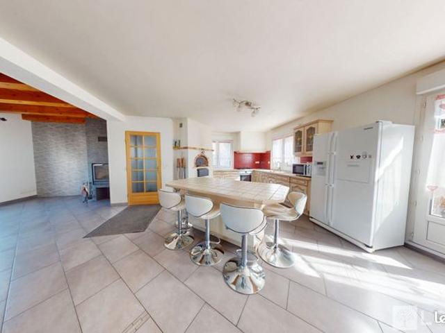 Maison 7 pièces 201 m²