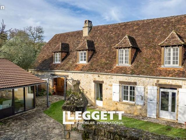 Maison 6 pièces 201 m²