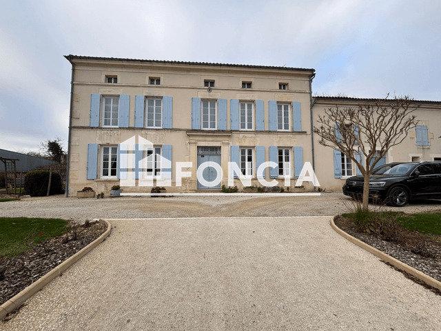 Maison 6 pièces 201 m²