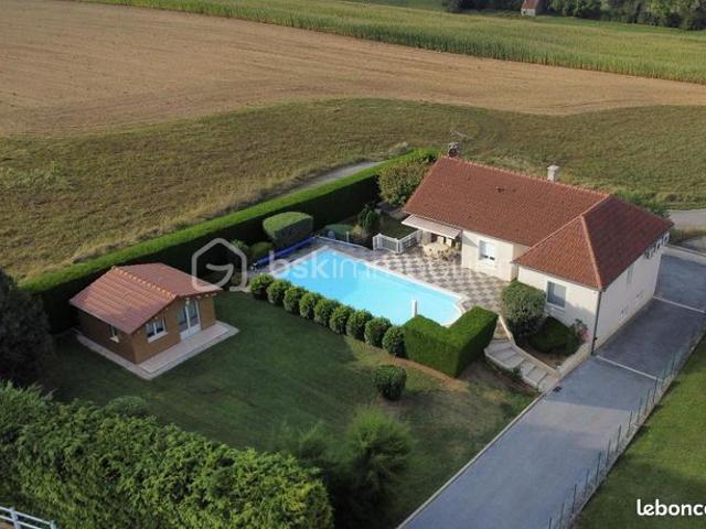 Maison 6 pièces 201 m²