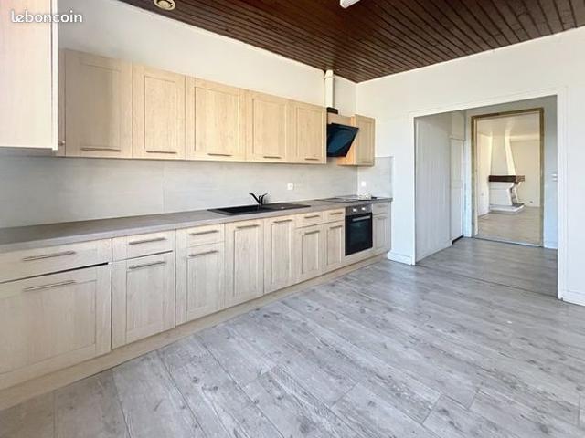 Maison 6 pièces 201 m²