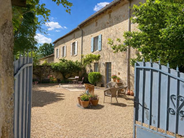 Maison 6 pièces 201 m²