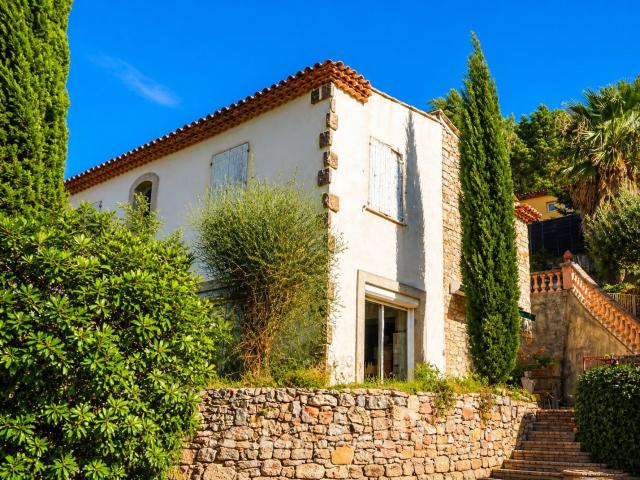 Maison 6 pièces 201 m²