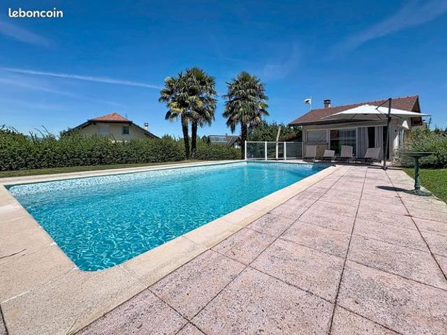 Maison 6 pièces 201 m²
