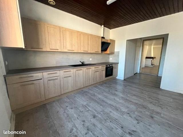 Maison 6 pièces 201 m²