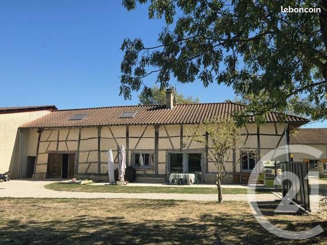 Maison 6 pièces 201 m²