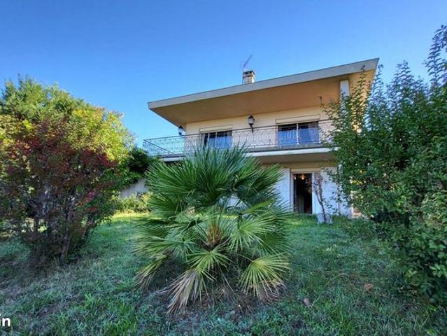 Maison 6 pièces 202 m²