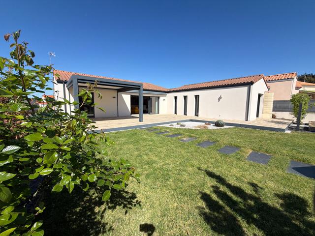 Maison 6 pièces 202 m²