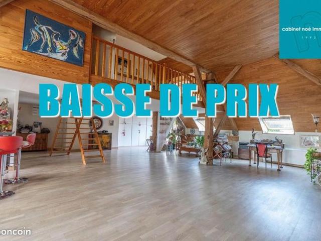 Maison 6 pièces 202 m²