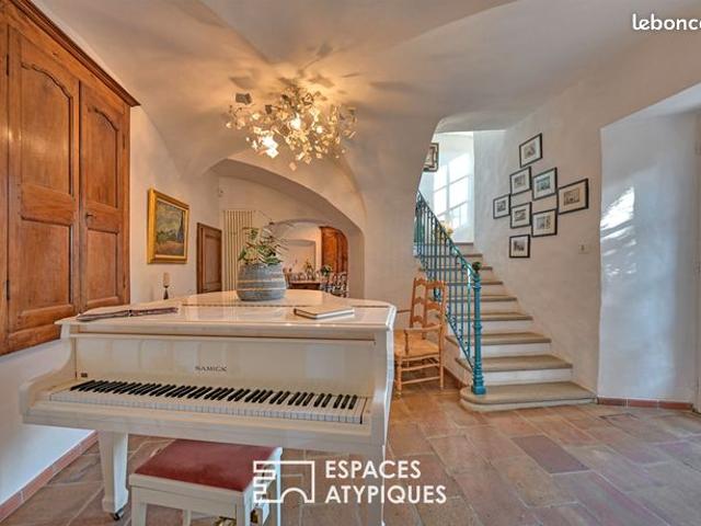 Maison 6 pièces 202 m²
