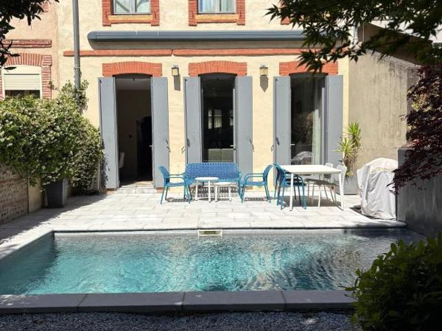 Maison 6 pièces 202 m²