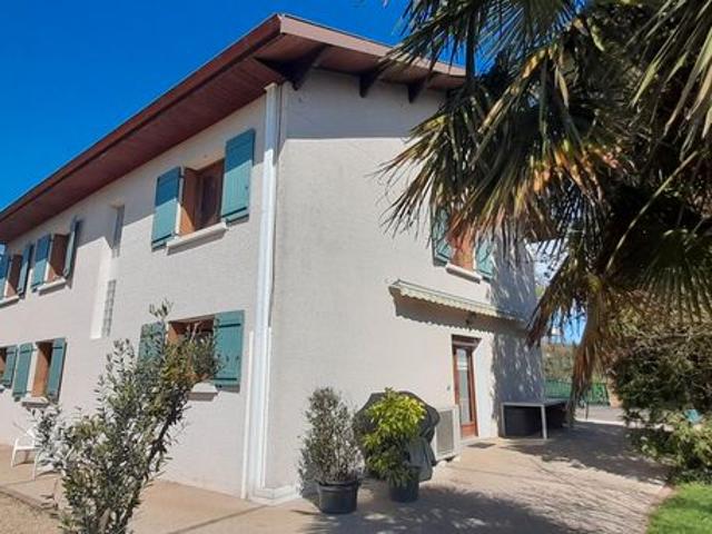 Maison 6 pièces 202 m²