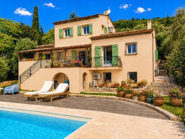 Maison 6 pièces 202 m²
