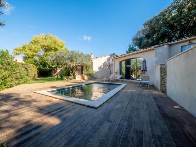 Maison 6 pièces 202 m²