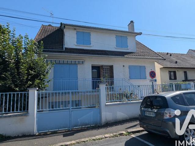 Maison 6 pièces 202 m²