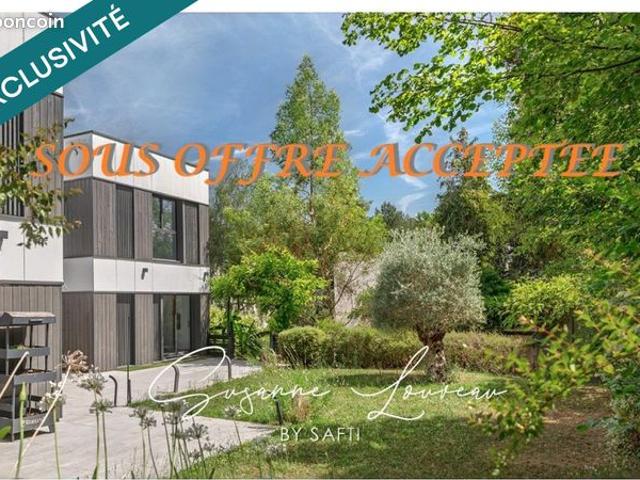 Maison 6 pièces 202 m²