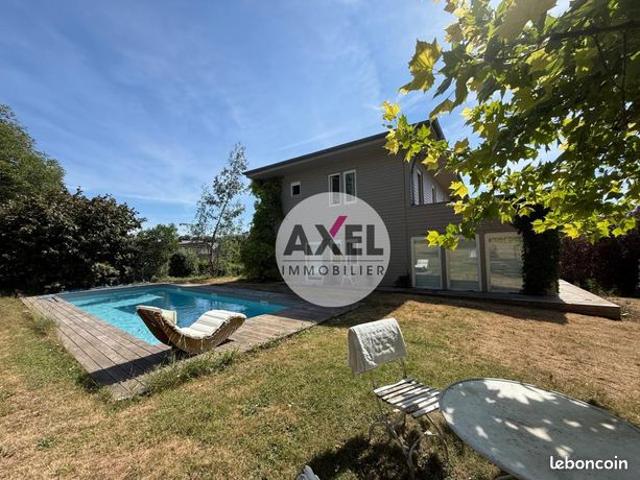 Maison 6 pièces 202 m²