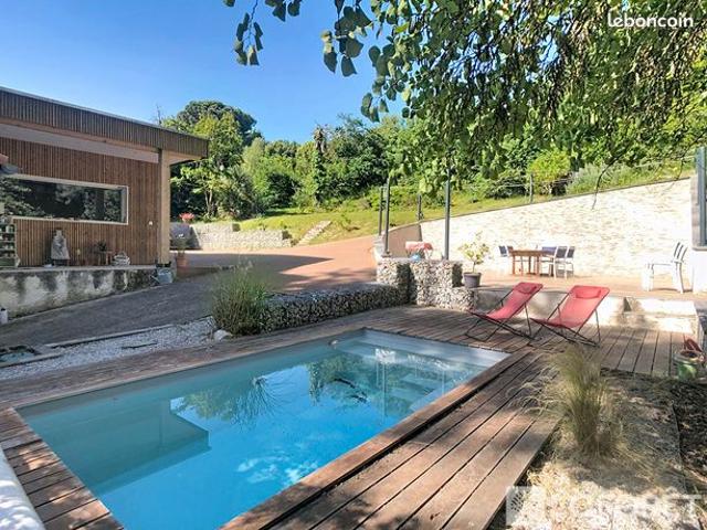 Maison 6 pièces 202 m²