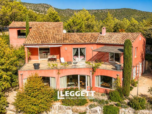 Maison 6 pièces 202 m²