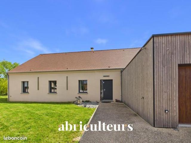 Maison 6 pièces 202 m²