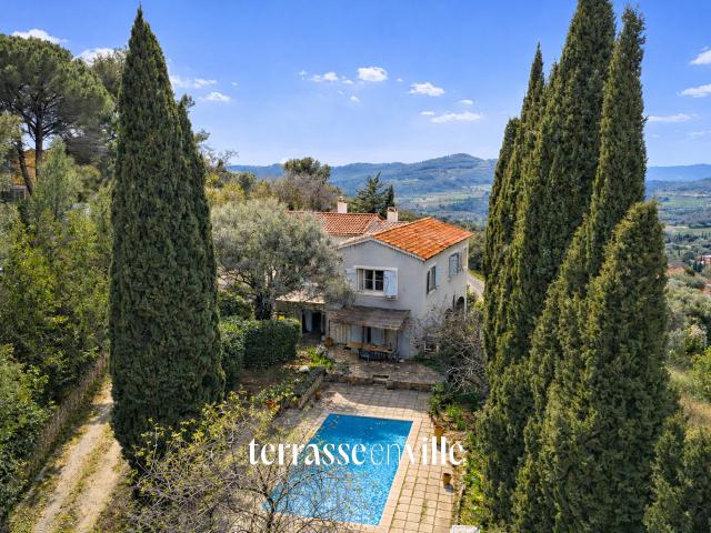 Maison 6 pièces 202 m²