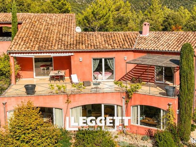 Maison 6 pièces 202 m²