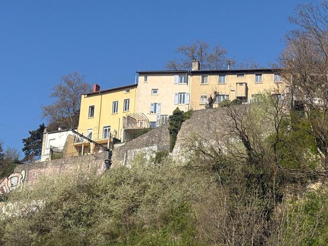 Maison 6 pièces 202 m²