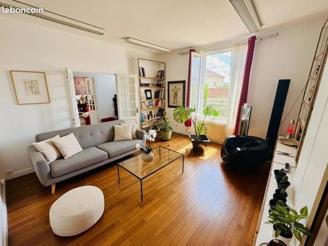 Maison 6 pièces 202 m²