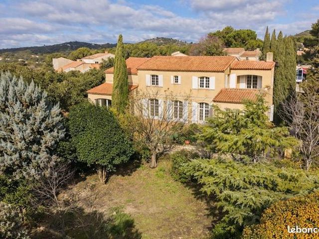 Maison 6 pièces 203 m²