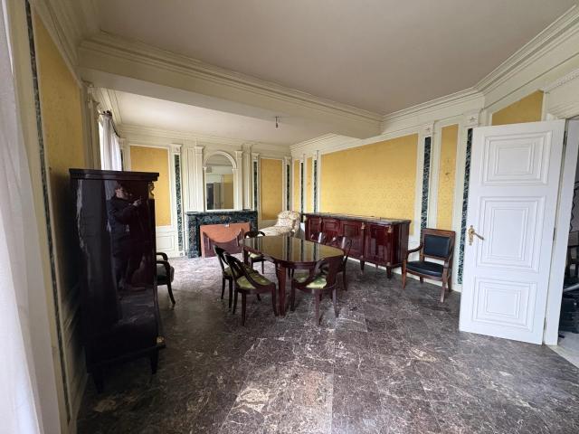 Maison 6 pièces 203 m²