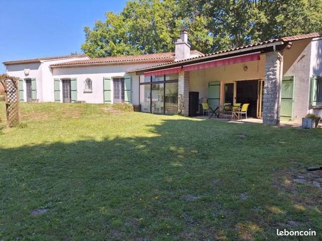Maison 6 pièces 203 m²