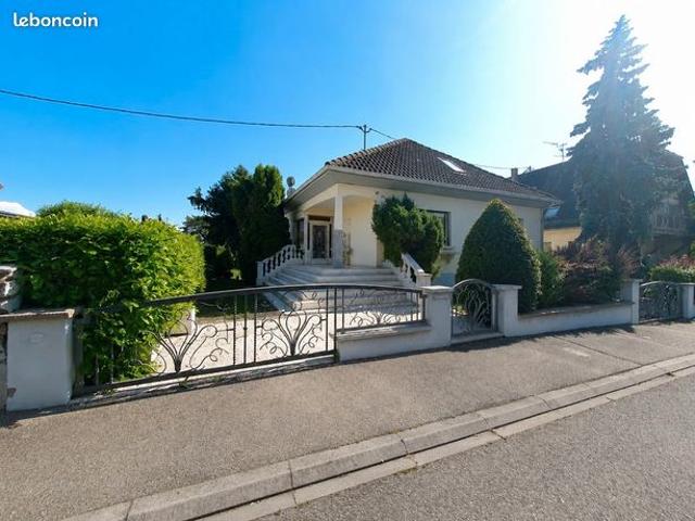 Maison 6 pièces 203 m²