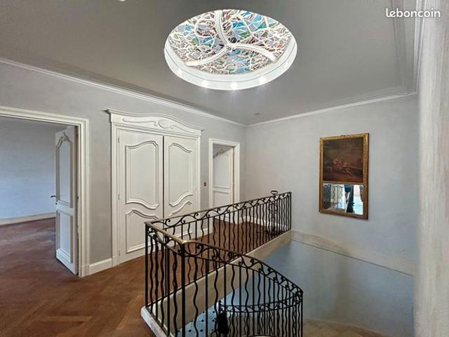 Maison 6 pièces 203 m²