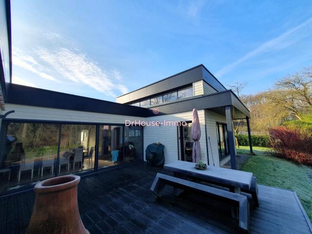 Maison 6 pièces 203 m²
