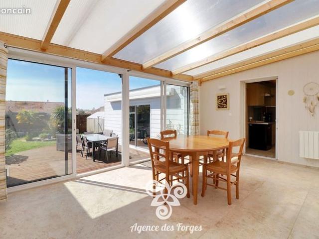 Maison 6 pièces 203 m²